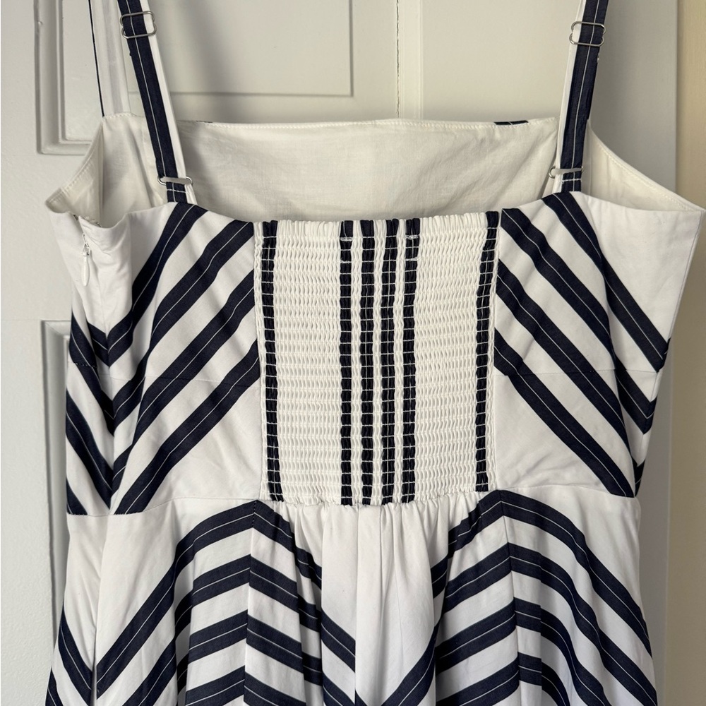 Hill House Home Coastal Margot Dress Size Small White Navy Chevron Midi - Picture 6 of 8